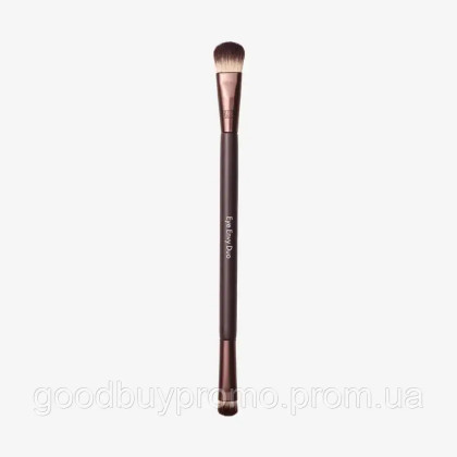 Двосторонній пензель для макіяжу від Oriflame